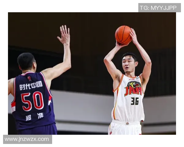 深圳排球队在全国锦标赛中以69分稳居积分榜首位，展现强劲实力